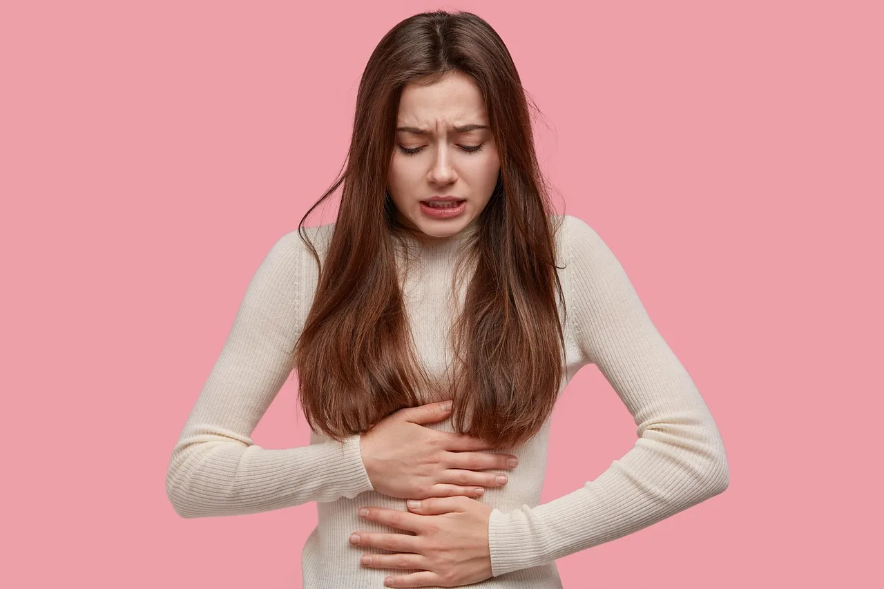 Allerta reflusso: ecco cinque cibi da non mangiare mai